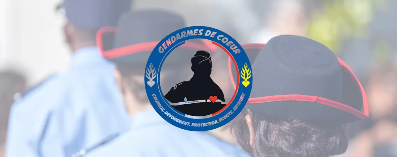 GDC 3 gendarmes dos défilé