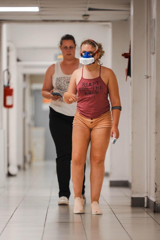 sportif blessé et docteur